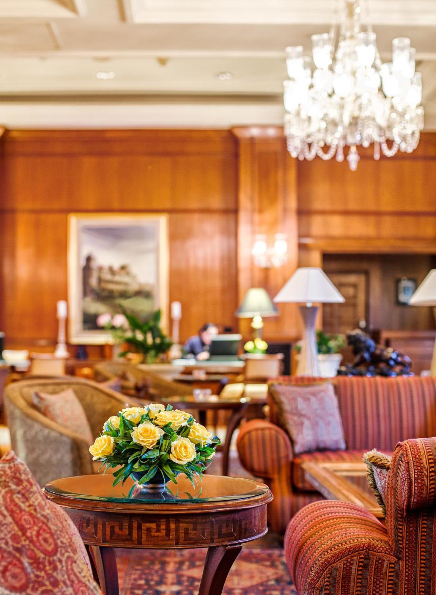 Wildflower Hall, An Oberoi Resort, Shimla Exterior photo
